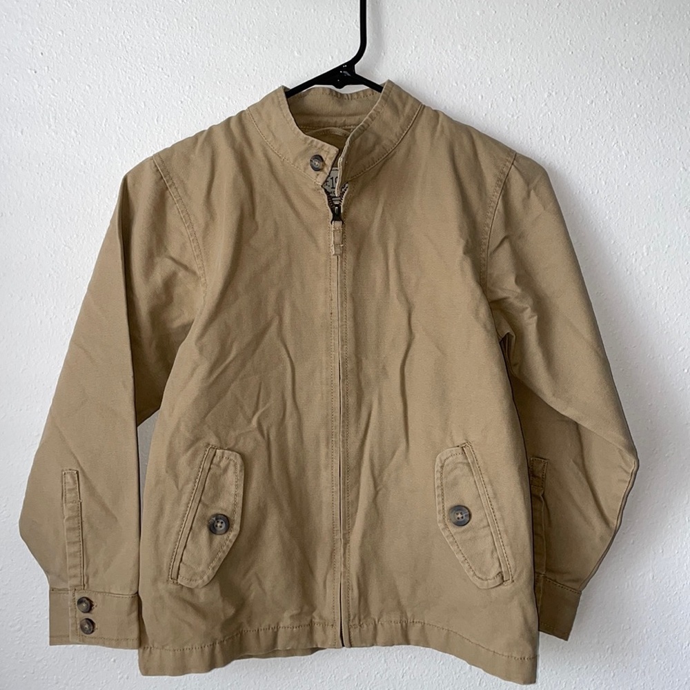 Children place cargo jackets